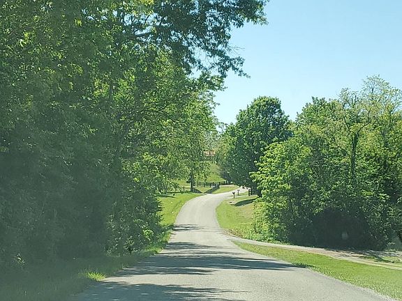 5th image of 1950 Bowen Rd