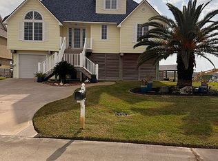 235 Tuna Run Rd, Freeport, TX 77541