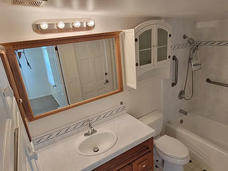 213 Anacapa Dr #A — Photo 5