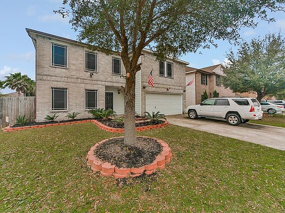 2nd image of 7903 Summerfern Ct