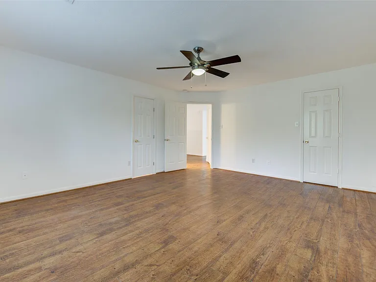16464 Beewood Glen Dr — Photo 34