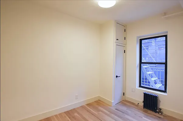 Rented by Compass | media 11