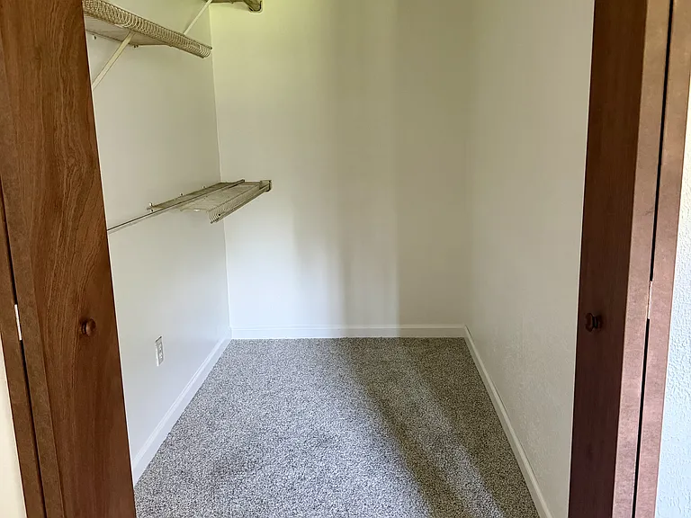 418 E Wood St #5 — Photo 8