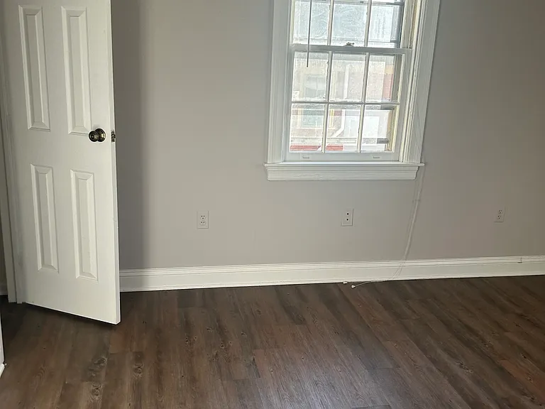 4 E Athens Ave #203 — Photo 12