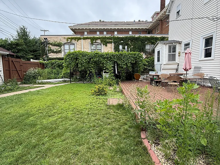 604 Portland Ave — Photo 19