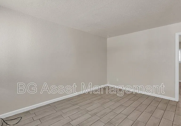 714 Darina Ave #3 — Photo 14