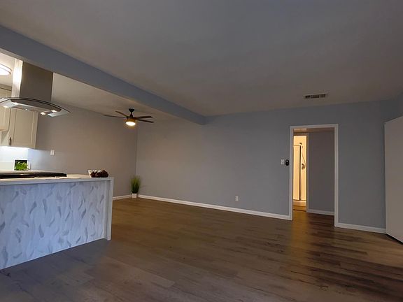 2nd image of 4525 Murietta Ave APT 10