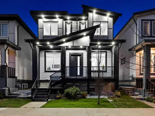 16717 15a Ave, Surrey, BC V4A 1L5