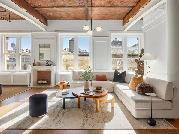 63 Greene Street image 3 of 22