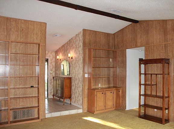 2nd image of 4527 Leddy Dr