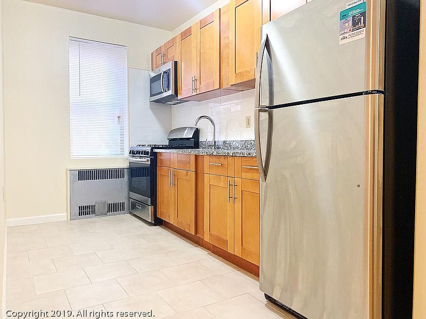 1st image of 155-50 Lowe Ct #15