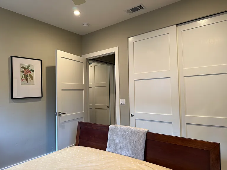 18507 Wellesley Ct — Photo 15