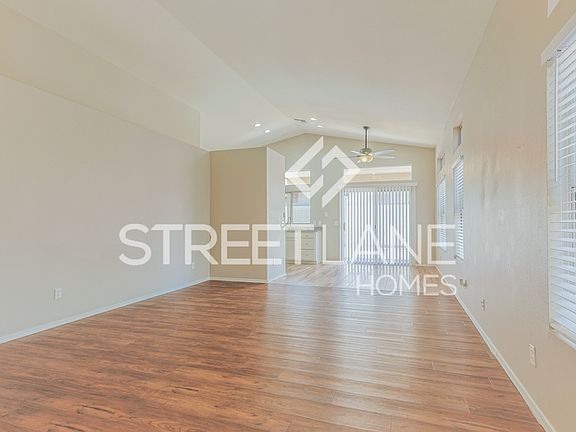 5th image of 5140 E Catalina Ave