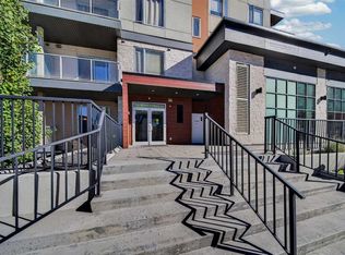 30 W Shawnee Cmn SW #406, Calgary, AB T2Y 0R1