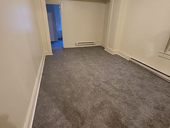 4th image of 728 W King St #950860AB