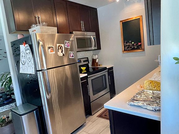 4th image of 9546 Hyde Park Dr APT D