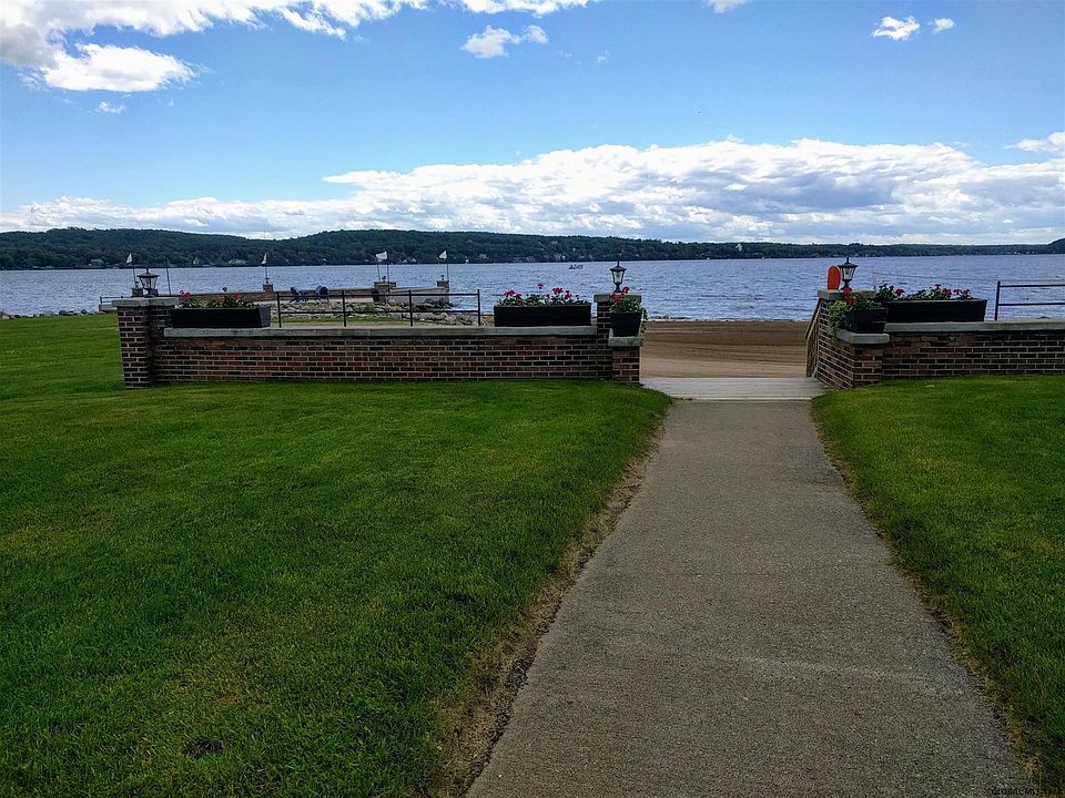 1st image of 72 Vista Dr