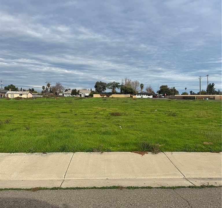 1st image of 465 Aaron Ct Lot 27