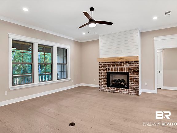 5th image of 7859 Elderberry Dr