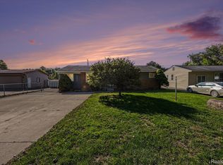 43741 Burtrig Rd, Van Buren Township, MI 48111