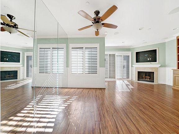 4th image of 2179 Avenida Espada