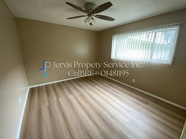 8700-8710 Rosecrans Ave — Photo 16