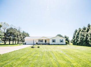15608 Mason Rd, Vermilion, OH 44089