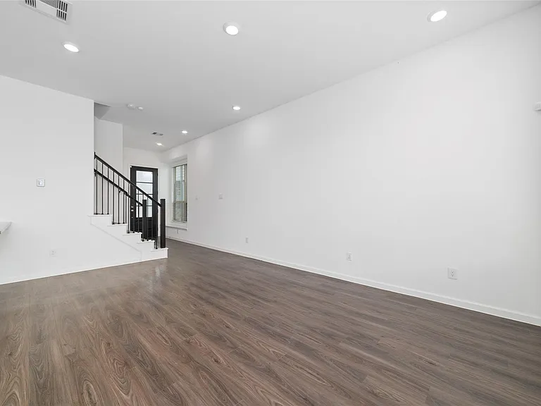 5719 Foggy Vine Ct — Photo 6