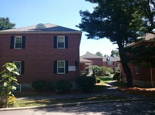 86 Boylston St APT 3, Newton, MA 02467