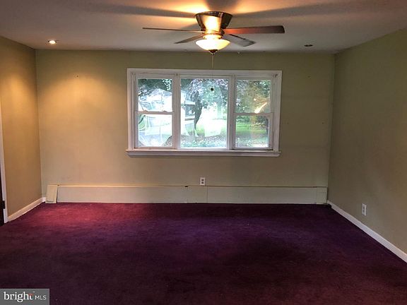 4th image of 801 Derousse Ave