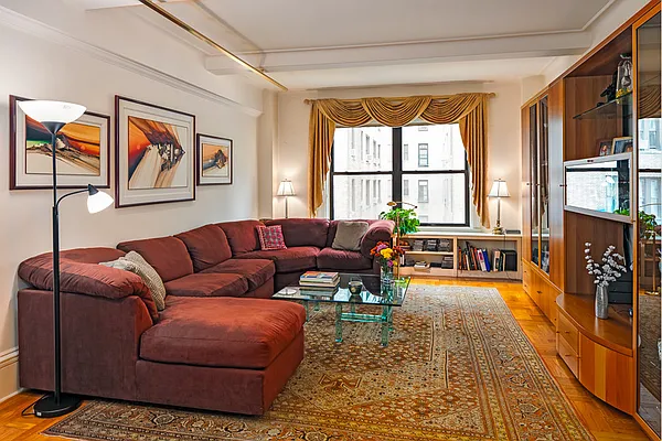 Sold by Stribling | media 13