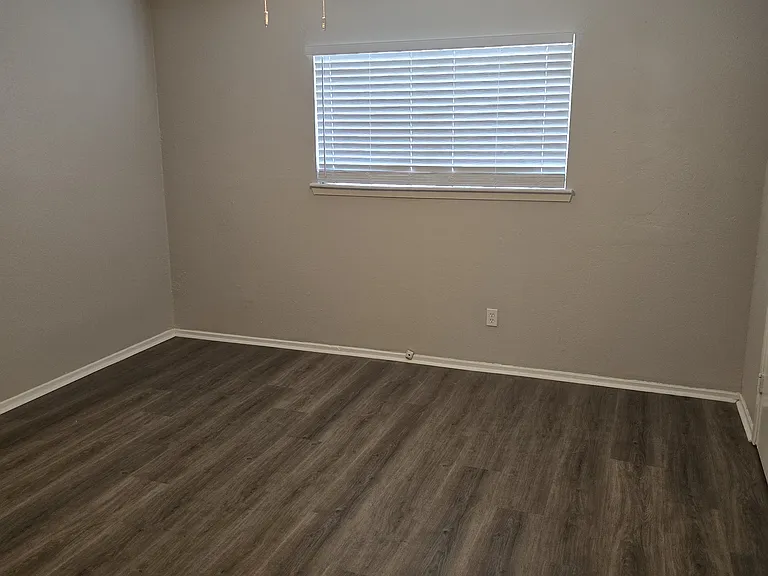 7167 Chasewood Dr — Photo 16