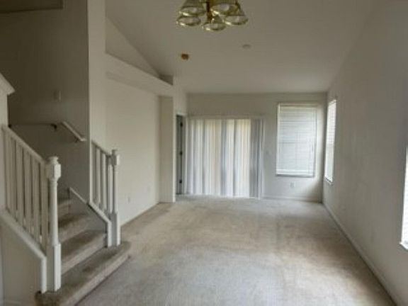 3rd image of 9634 Carlsdale Dr