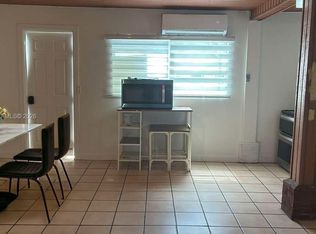 5950 NW 114th St #1, Hialeah, FL 33012