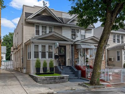 8913 85th St, Jamaica, NY, 11421