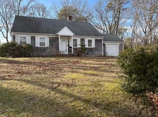 17 Eileen St, Yarmouth Port, MA 02675
