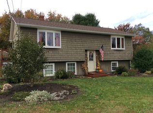 68 Booker St, Thomaston, ME 04861