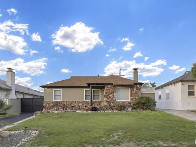 6677 W 88th St, Los Angeles, CA, 90045