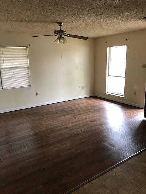 1st image of 8164 Jefferson Park Dr