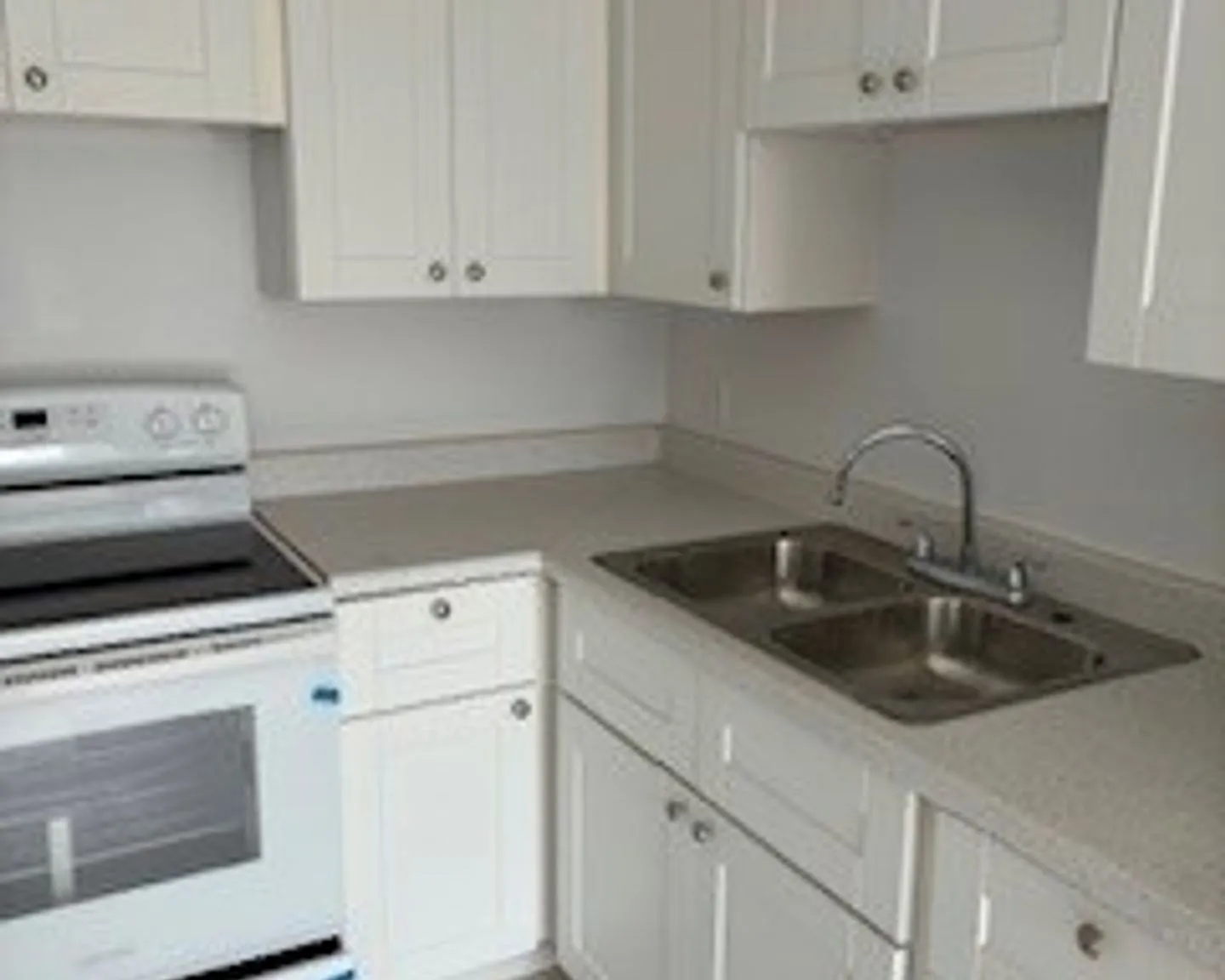 Jack Hall Kona Memorial Housing — Photo 1