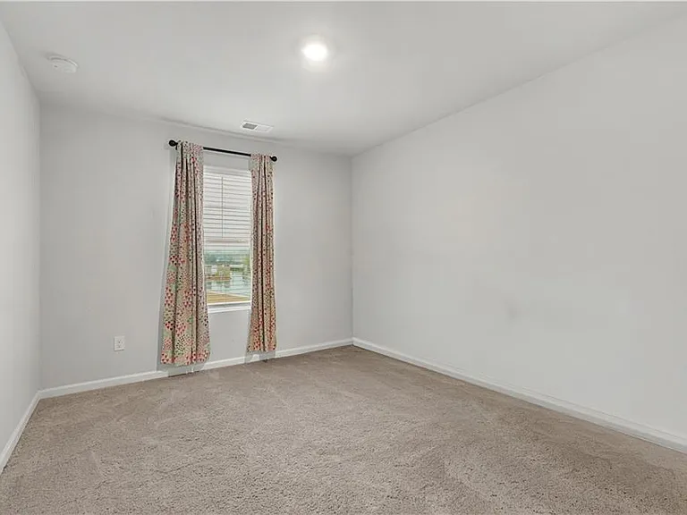 11649 Mendenhall Ct — Photo 17