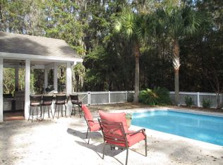 119 Laurel Grove Plantation Rd, Brunswick, GA 31523