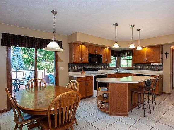 5th image of 19521 Cherry Stone Ln