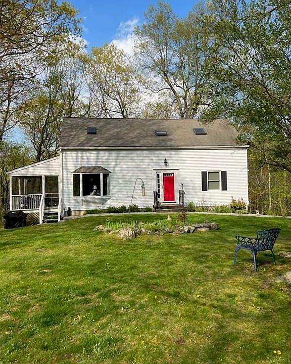1st image of 36 Madeline Dr