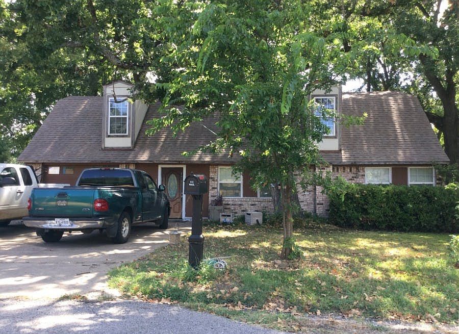 1st image of 141 Elm Ln