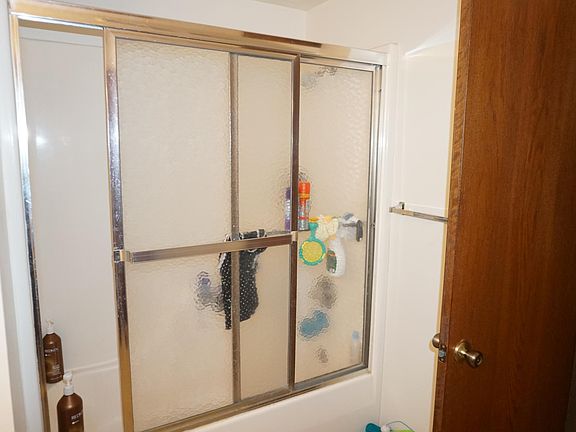 4th image of 3707 Canal Blvd APT B