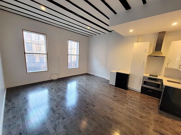 3rd image of 551 W 161st St #2F
