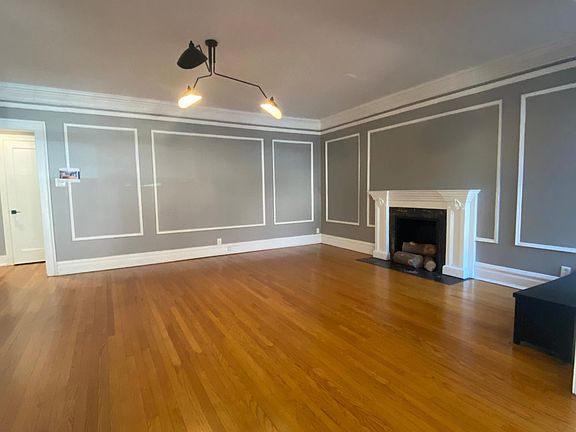 5th image of 401 W Melrose St #2B