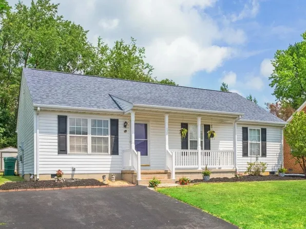 537 Edwardian Ln, Waynesboro, VA 22980