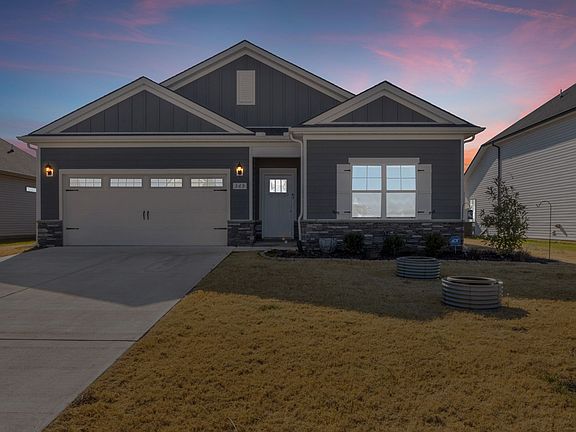 3rd image of 369 Ruby Cate Way